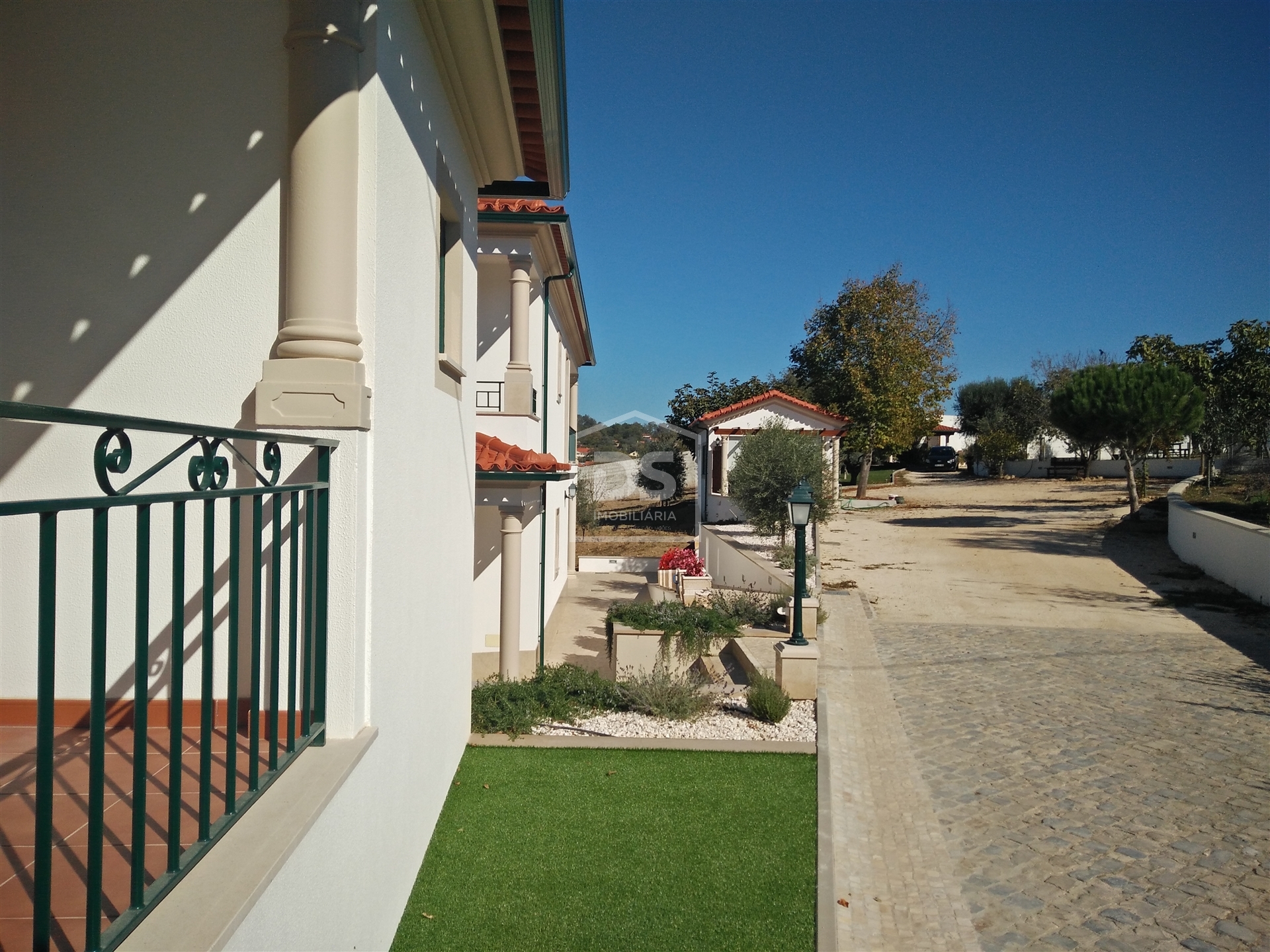 House T9