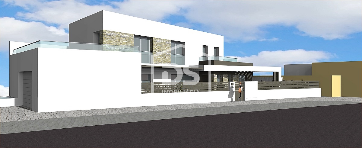 House T4