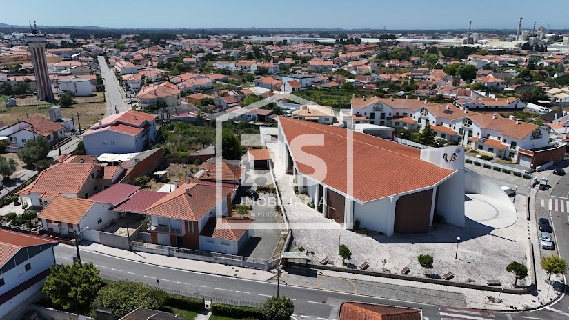 Detached house T4