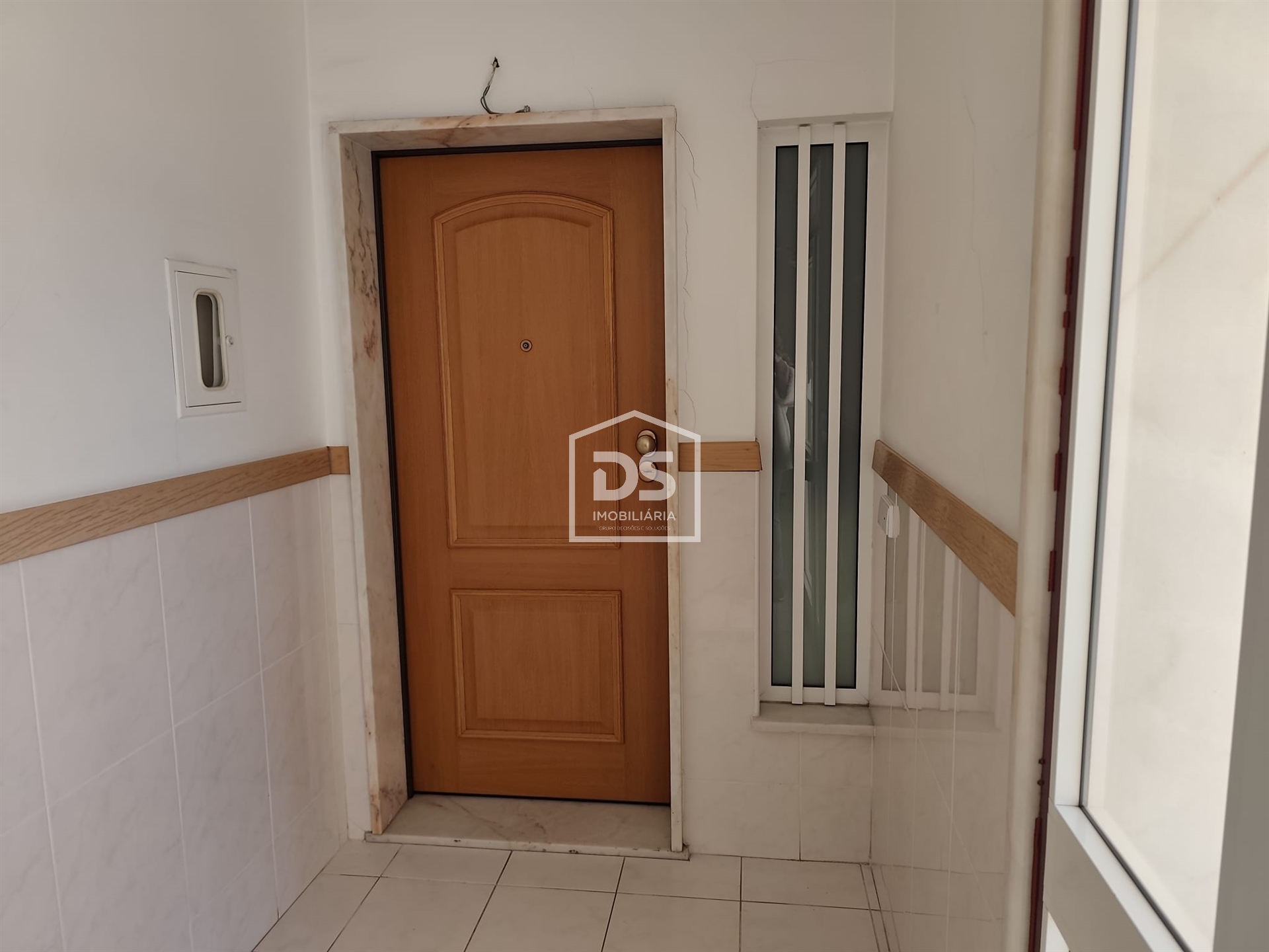 Apartamento T2 para arrendamento no centro da Marinha Grande