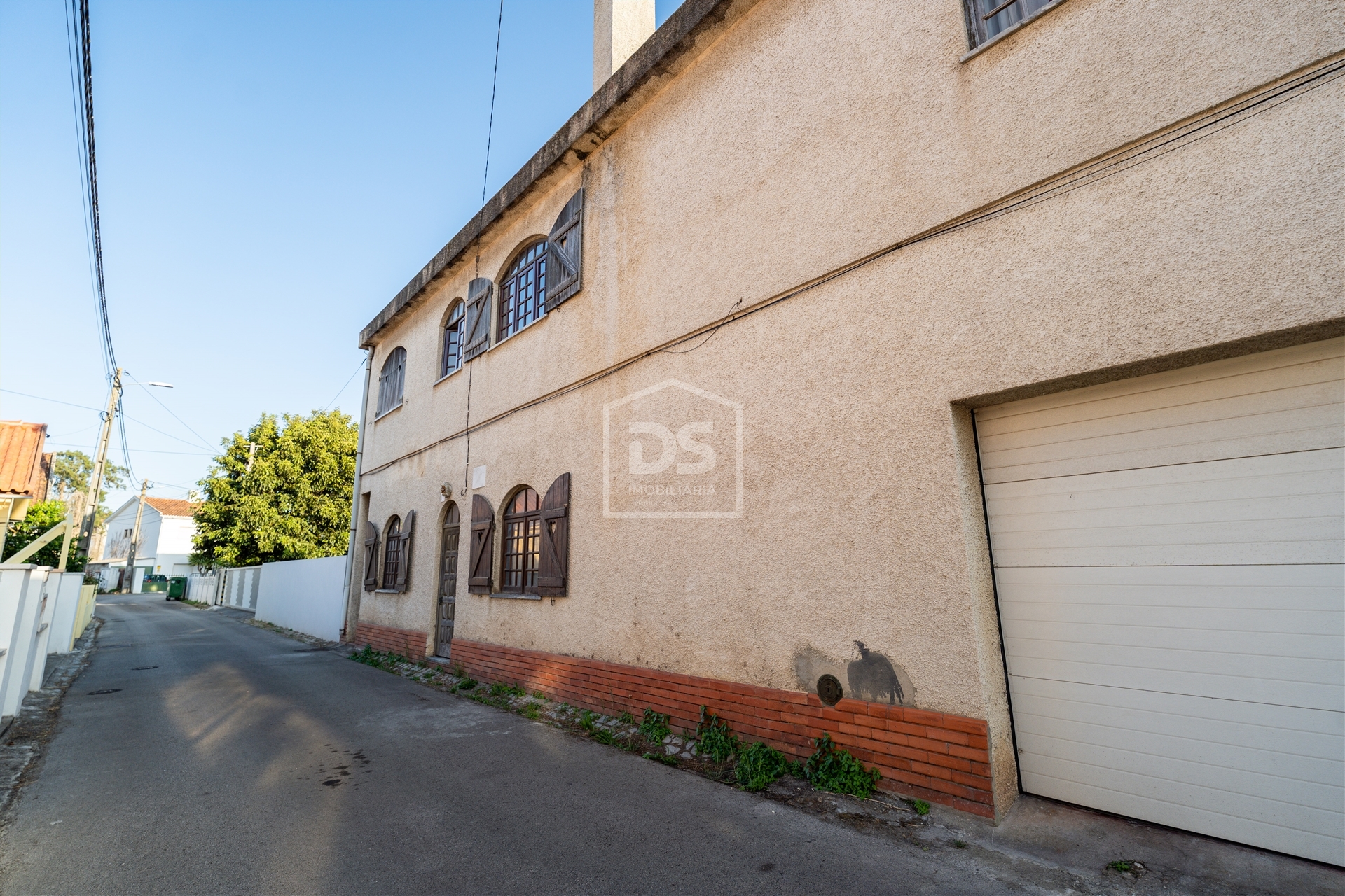 Moradia T3 para remodelar Estação Leiria